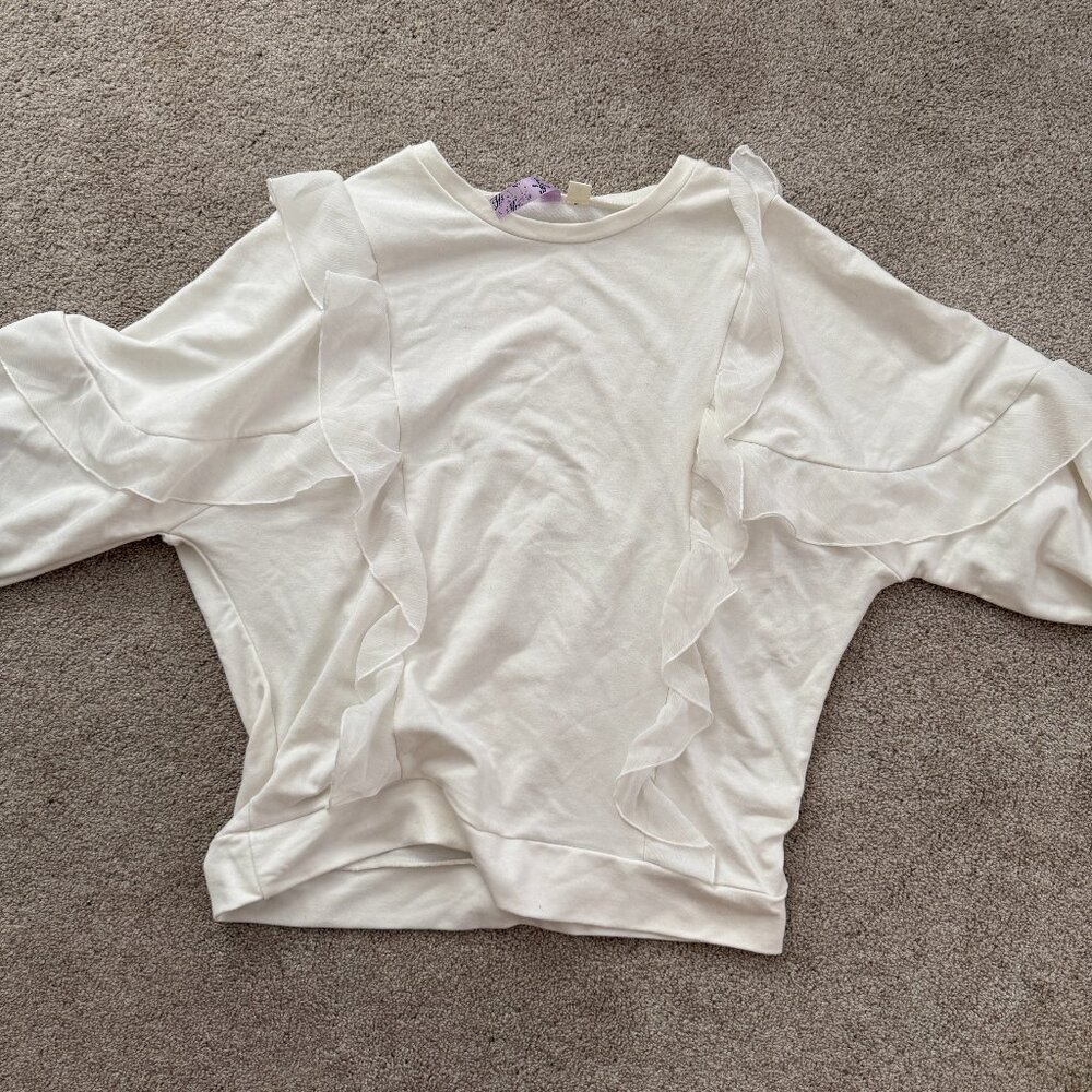 Alya Womans White Long Sleeve